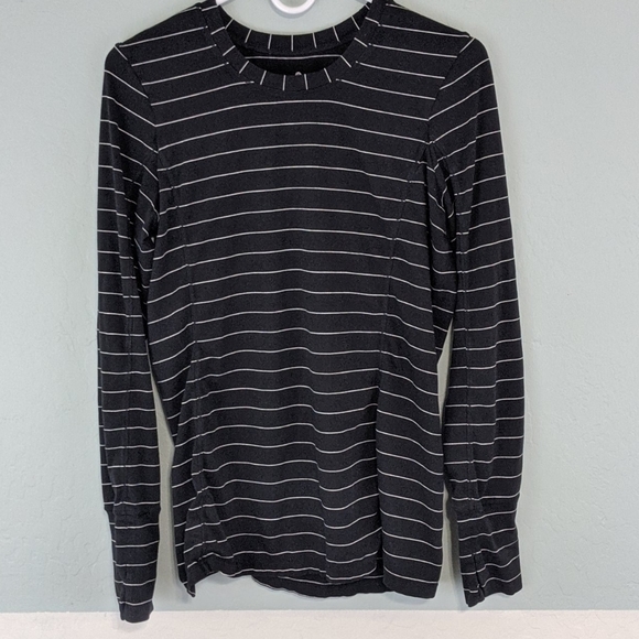 Athleta Tops - Athleta black and white women's stretch medium top